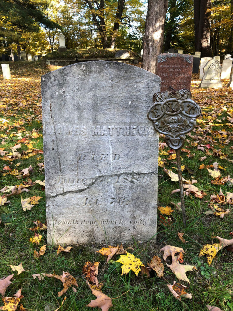 grave stone of James Matthews in Hallowell, Maine.